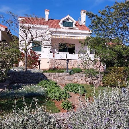 Holiday House "Lea" Lukoran Exterior photo