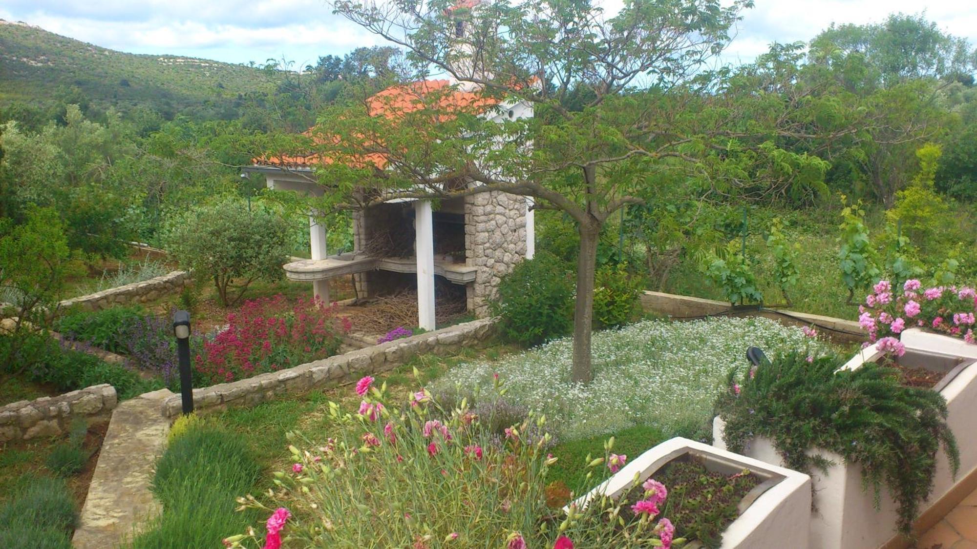 Holiday House "Lea" Lukoran Exterior photo